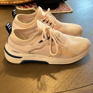 Cherokee infinity sneakers